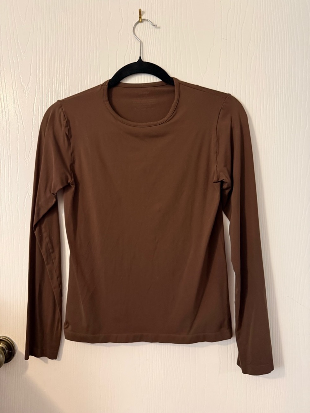 SKIMS Soft Smoothing Seamless Long Sleeve Top - Picture 2 of 3